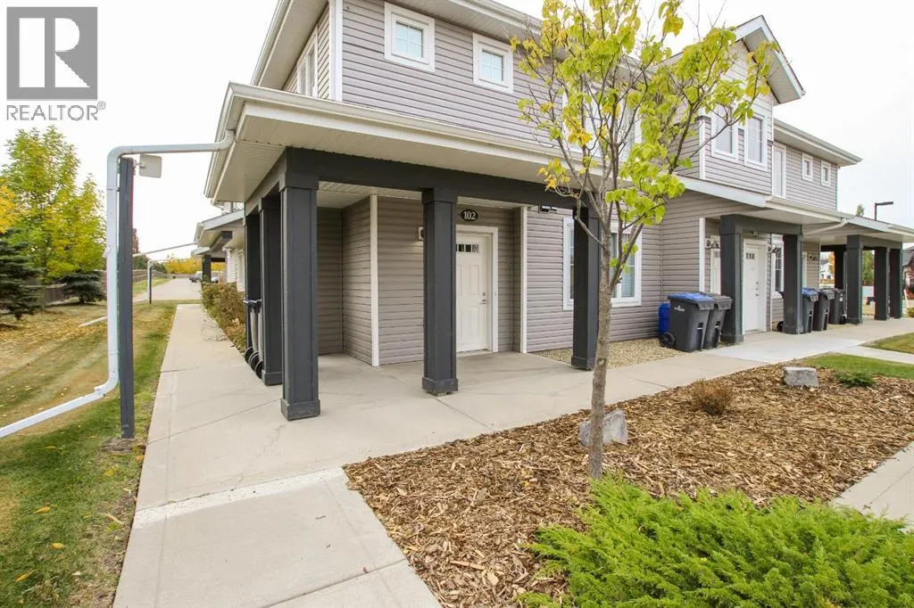 102, 43 Reid Court