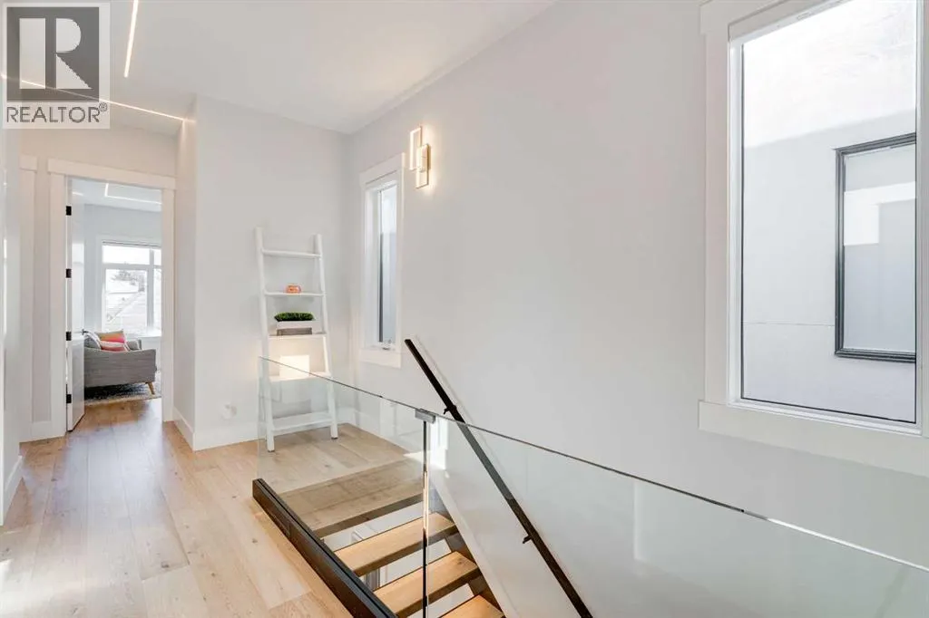 1902 13 Street SW