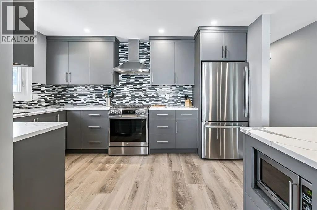 128 Queen Alexandra Close SE