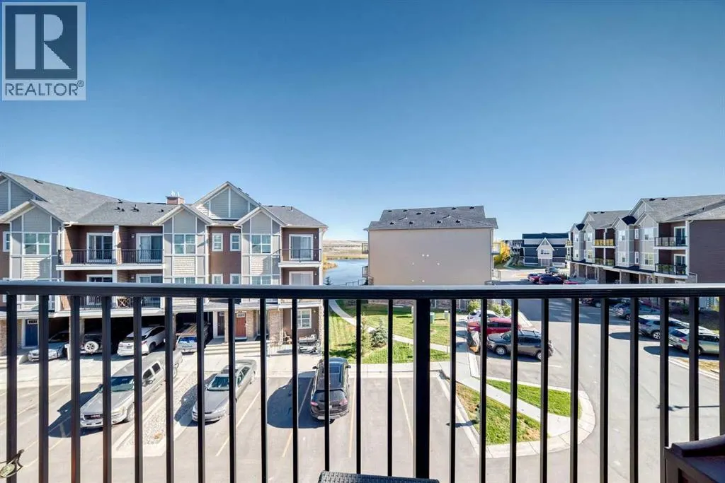 803, 250 Fireside View