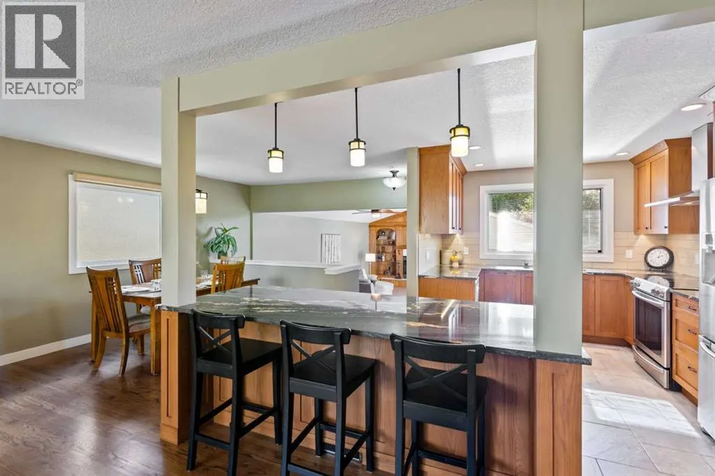 1147 Lake Huron Crescent SE