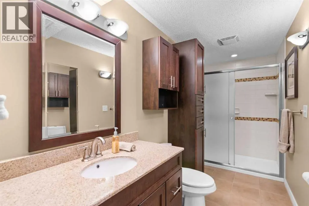 1147 Lake Huron Crescent SE