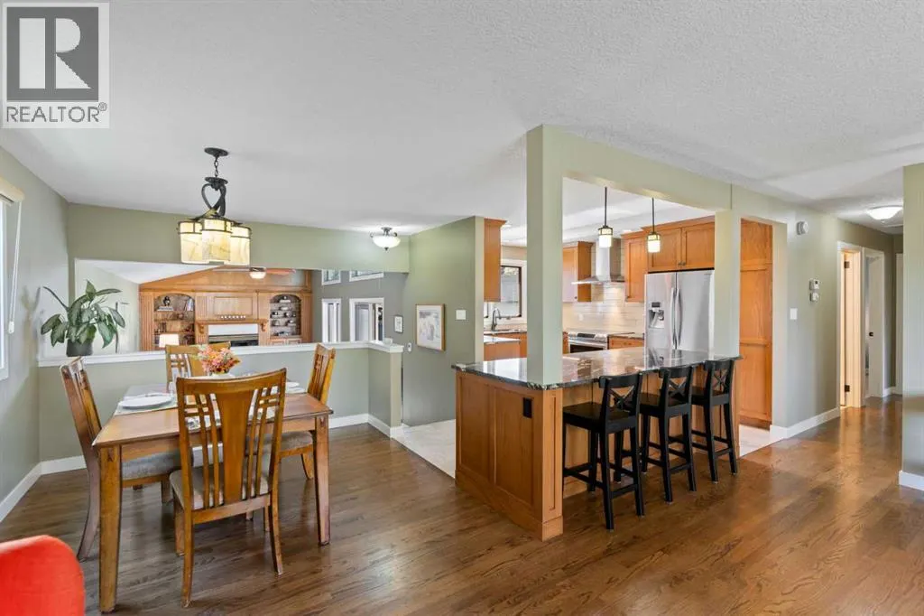 1147 Lake Huron Crescent SE