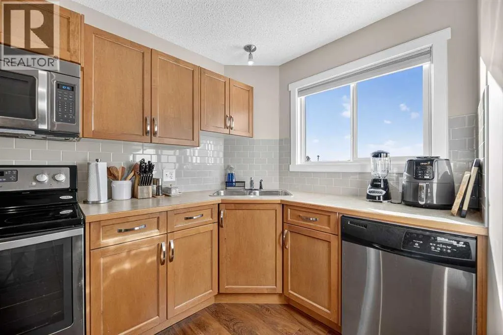 1402 Clover Link