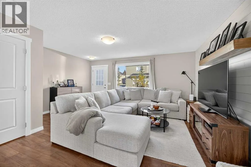 1402 Clover Link
