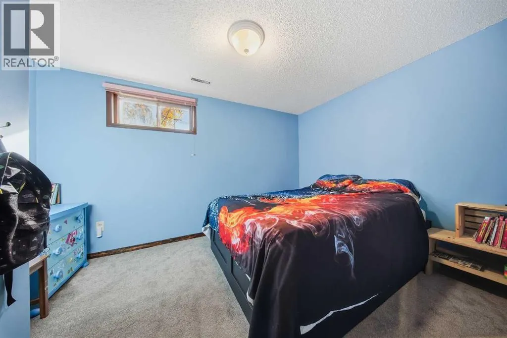 55 Nyman Crescent