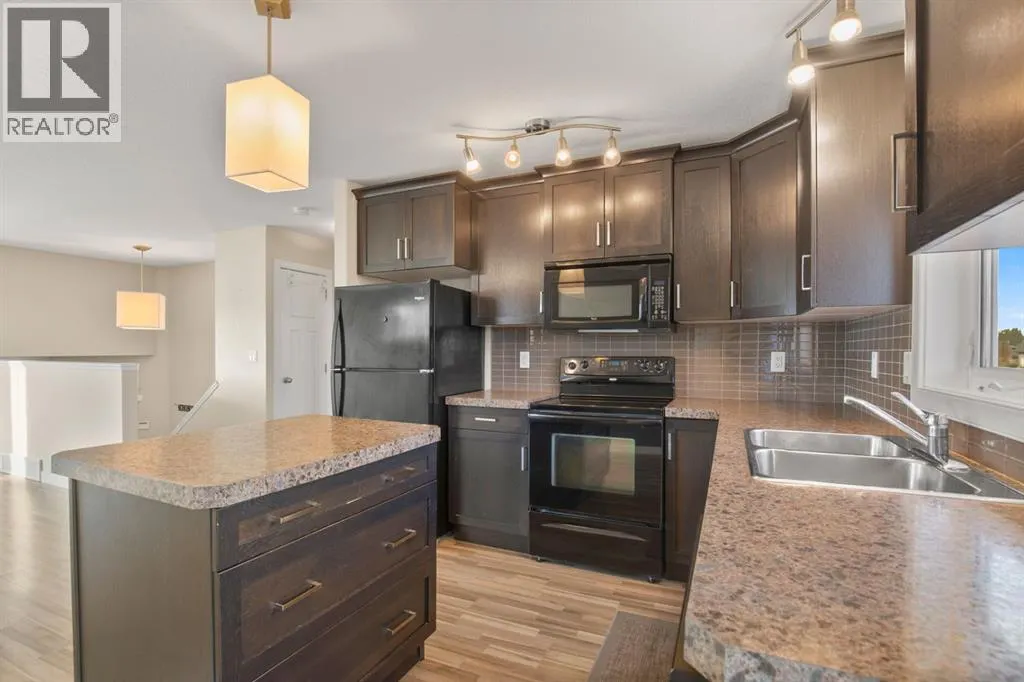 130 Larsen Crescent