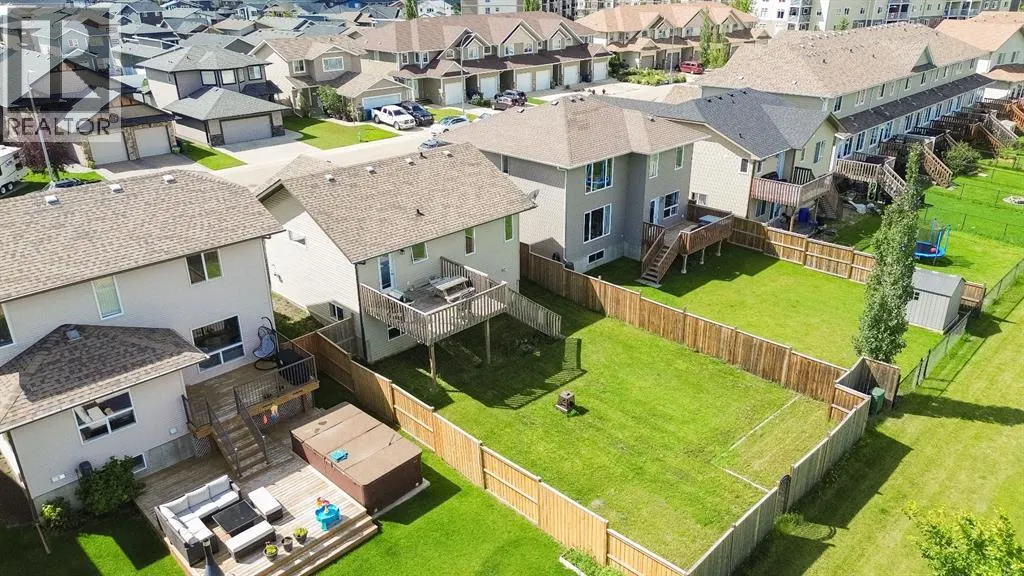 130 Larsen Crescent