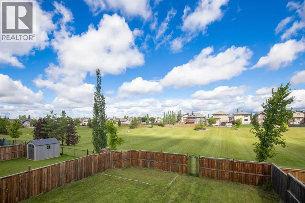 130 Larsen Crescent