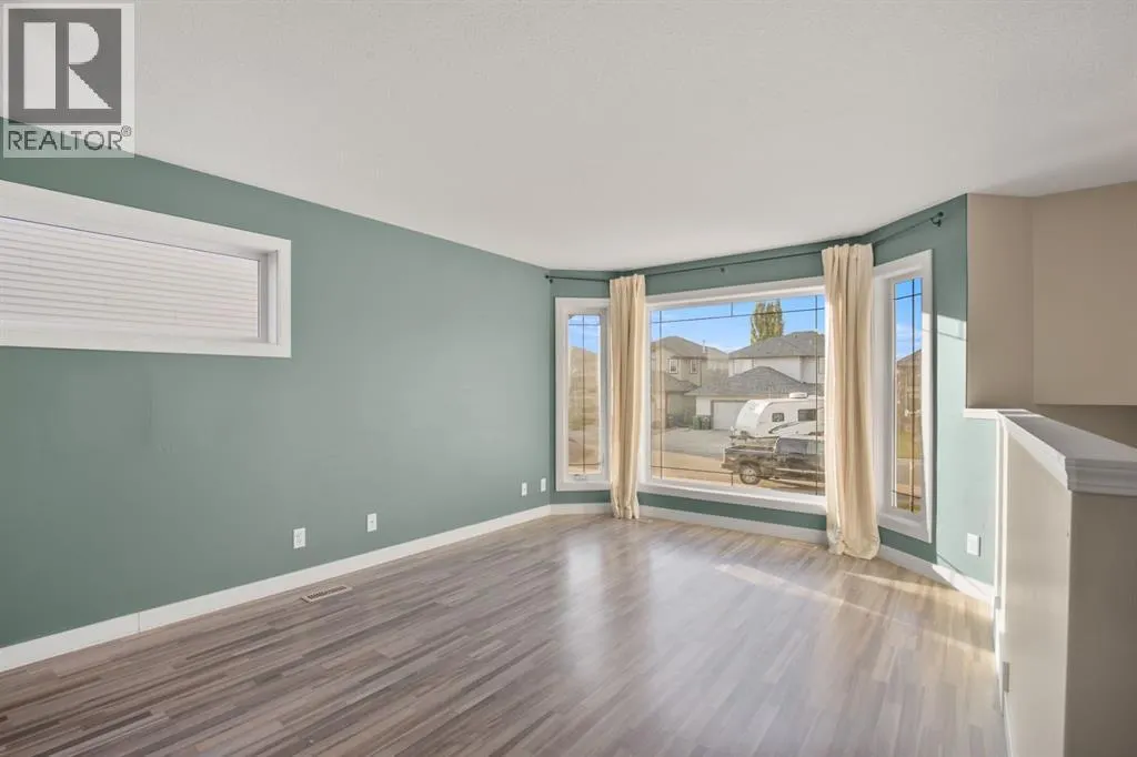 130 Larsen Crescent