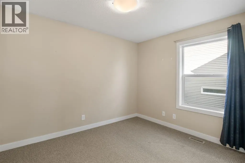130 Larsen Crescent