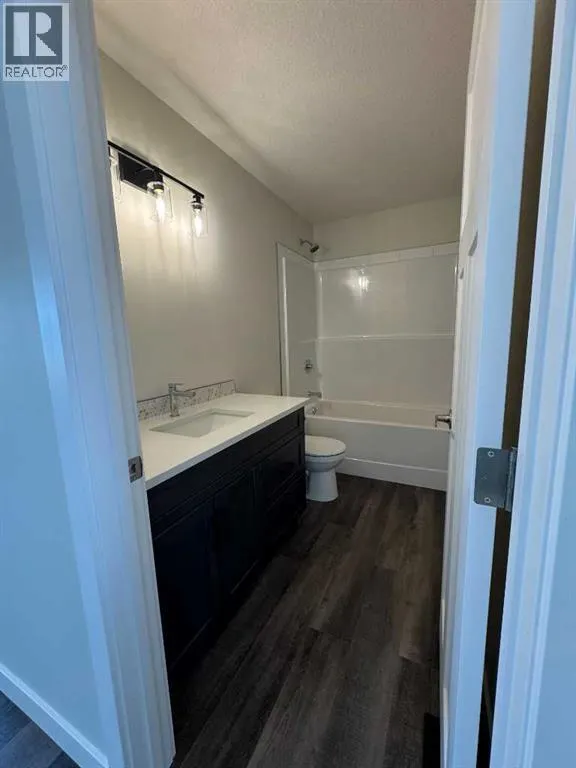 21 Vermont Close