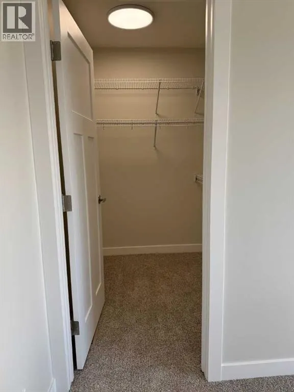 21 Vermont Close