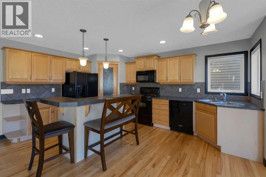 368 Kincora Drive NW