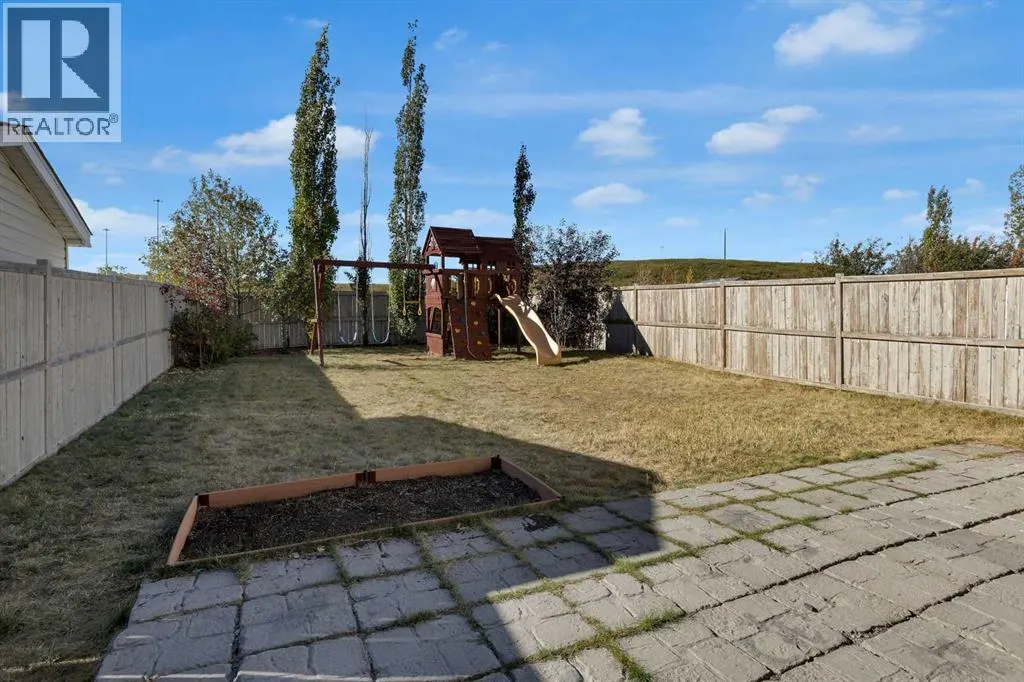 368 Kincora Drive NW