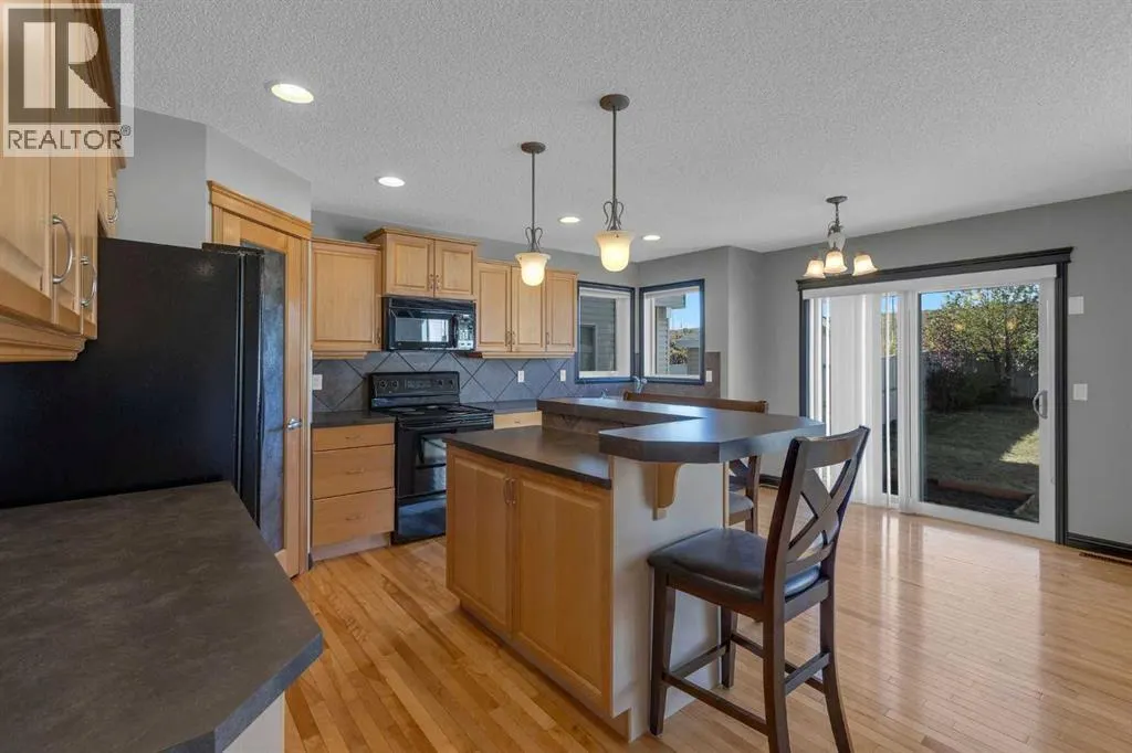 368 Kincora Drive NW