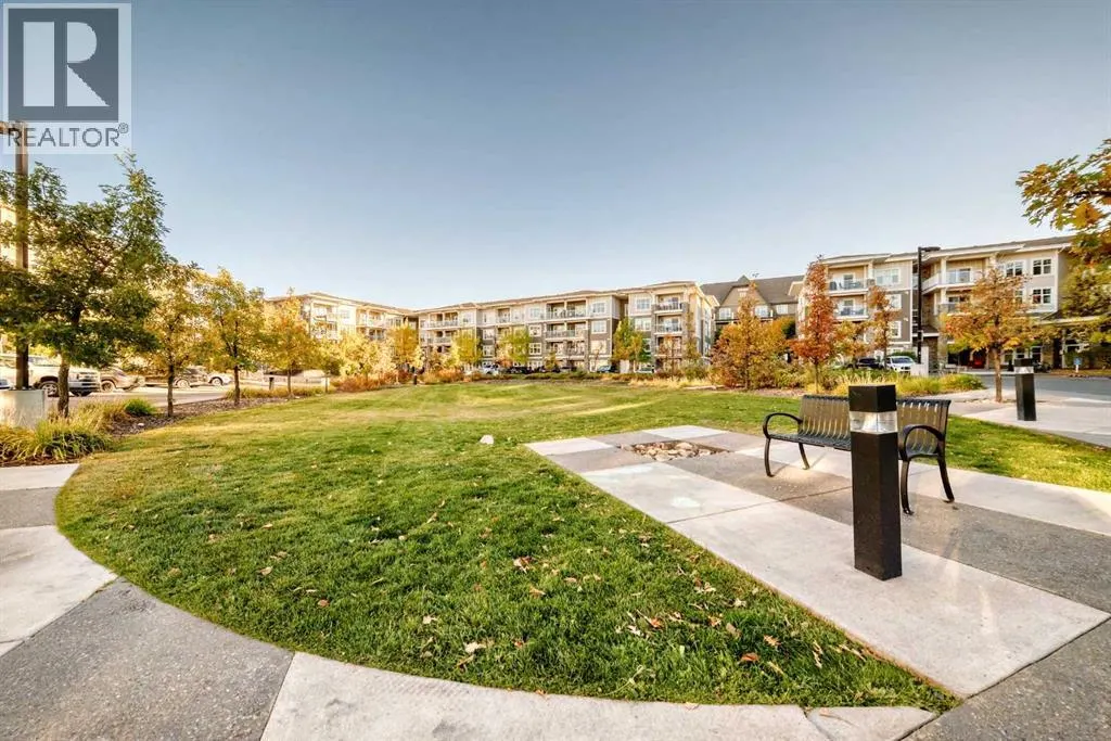 2103, 11 MAHOGANY Row SE