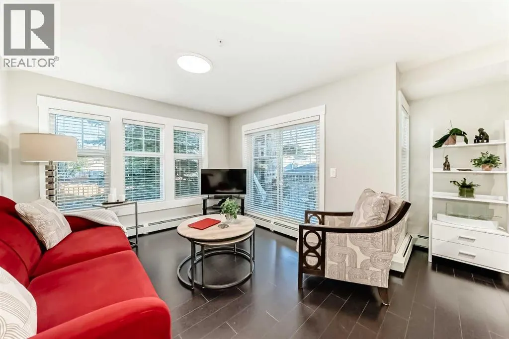 2103, 11 MAHOGANY Row SE