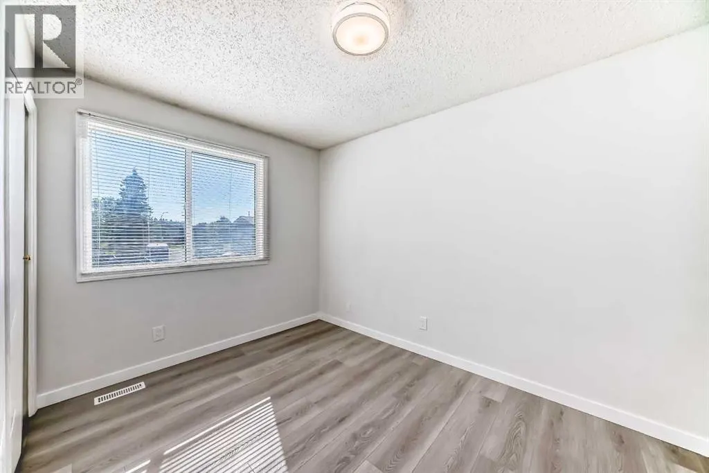 37, 3029 Rundleson Road NE