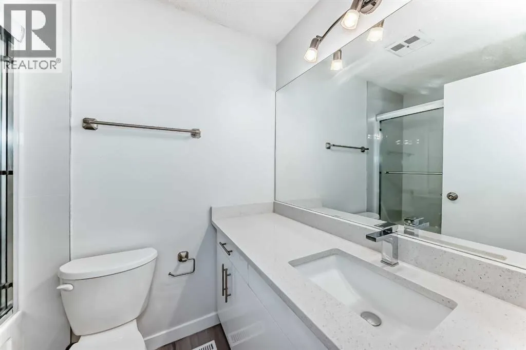 37, 3029 Rundleson Road NE