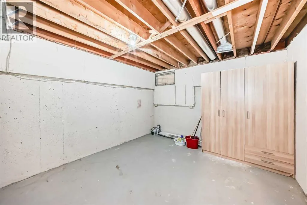 37, 3029 Rundleson Road NE