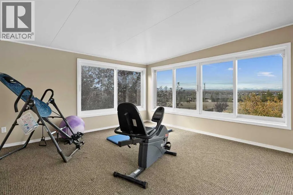 72 Tuscany Ridge Crescent NW