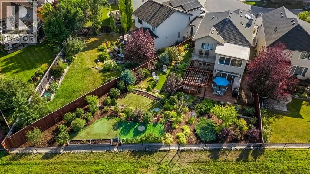 72 Tuscany Ridge Crescent NW