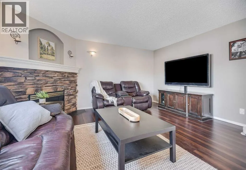 10 Westfall Crescent