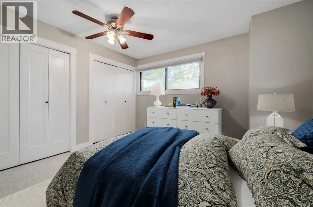 24, 2210 Oakmoor Drive SW