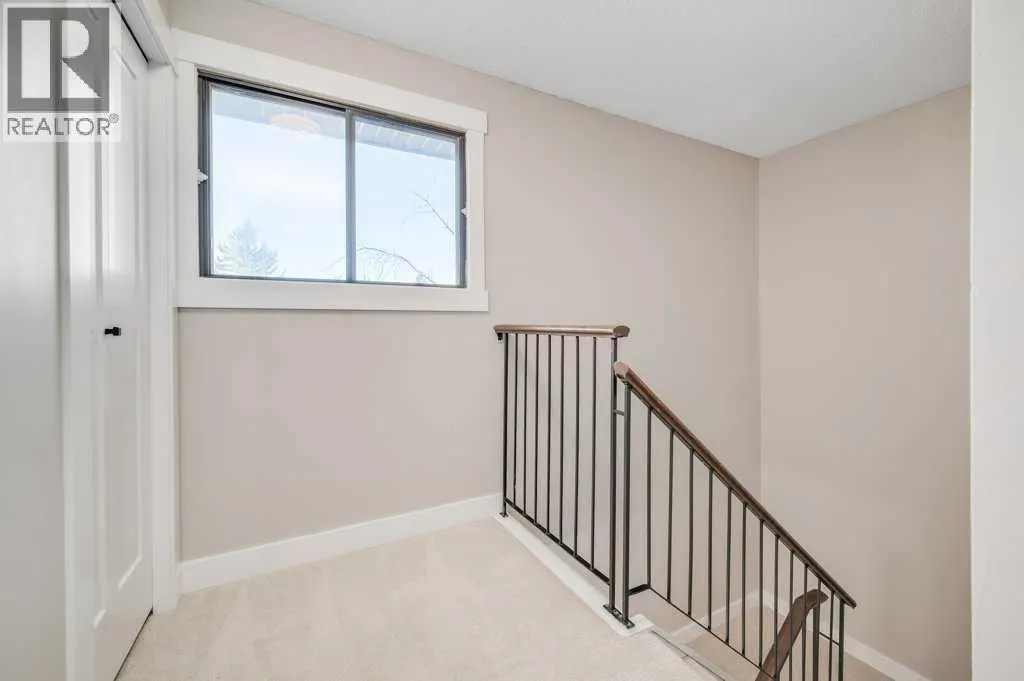 24, 2210 Oakmoor Drive SW