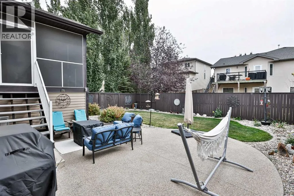 30 Riverview Crescent W