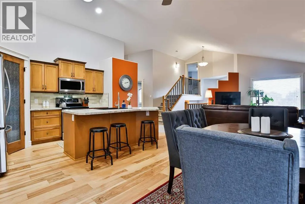 30 Riverview Crescent W