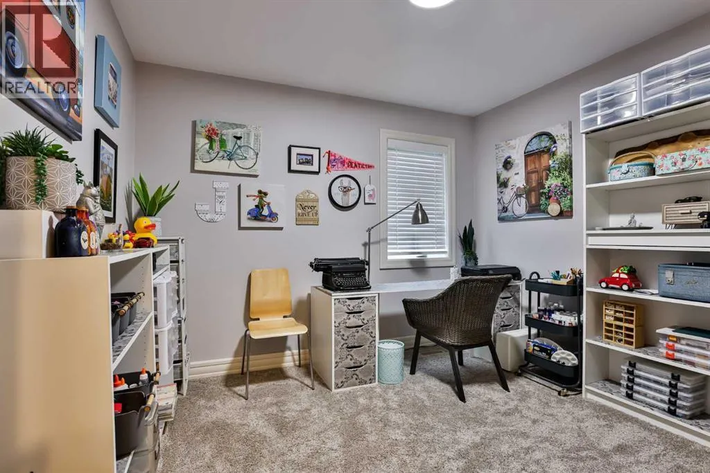 30 Riverview Crescent W