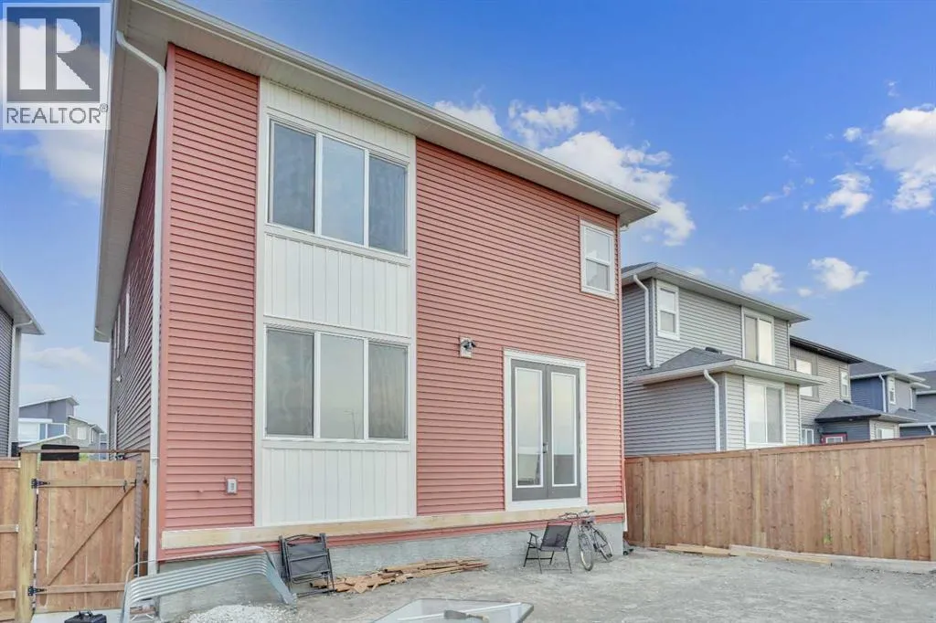 871 Corner Meadows Way NE