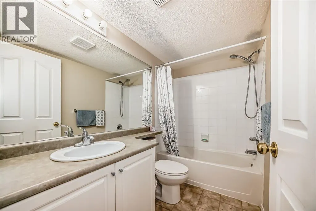 208, 4000 Somervale Court SW