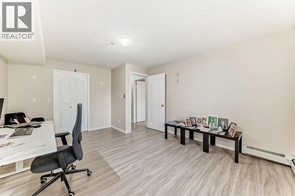 208, 4000 Somervale Court SW