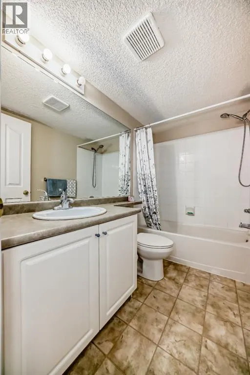 208, 4000 Somervale Court SW