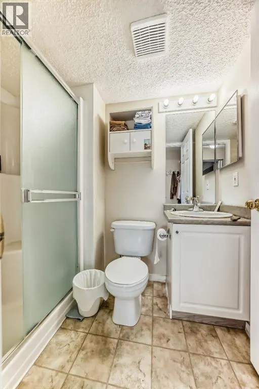 208, 4000 Somervale Court SW