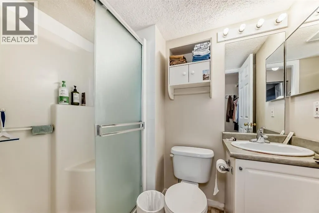 208, 4000 Somervale Court SW