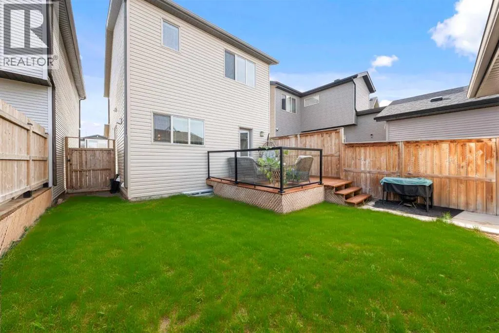 237 Walden Parade SE