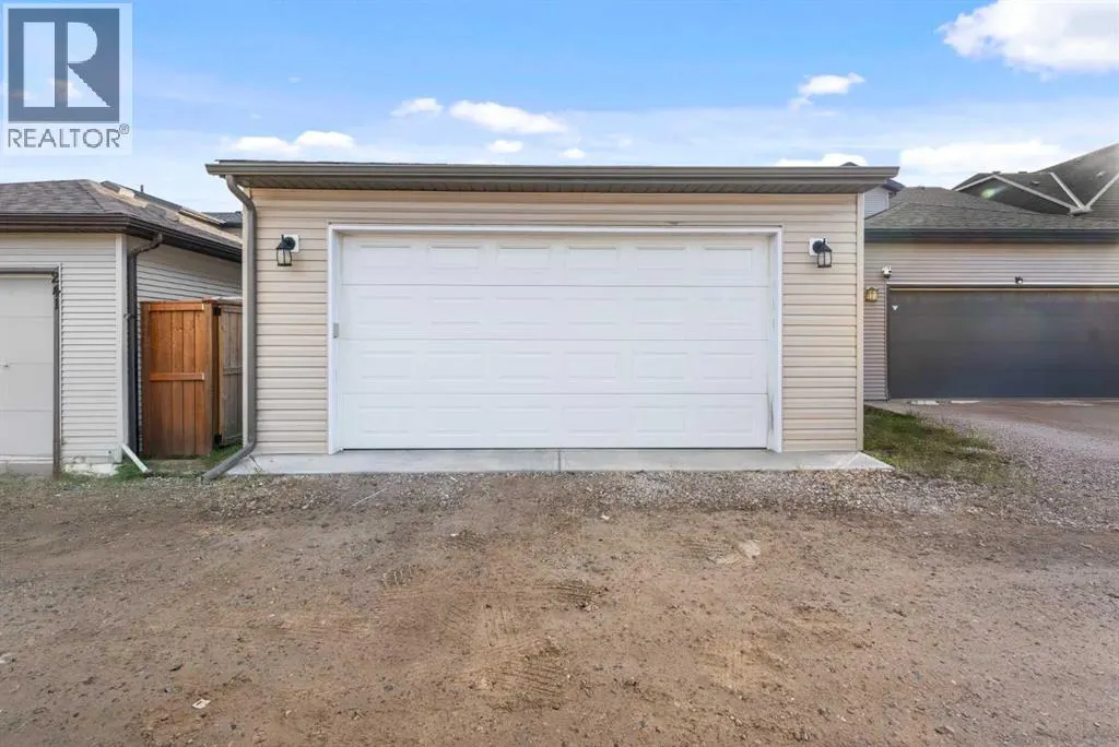 237 Walden Parade SE