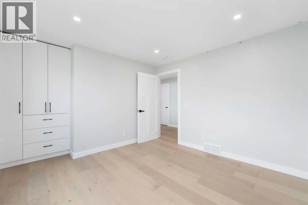 328 Cantrell Place SW
