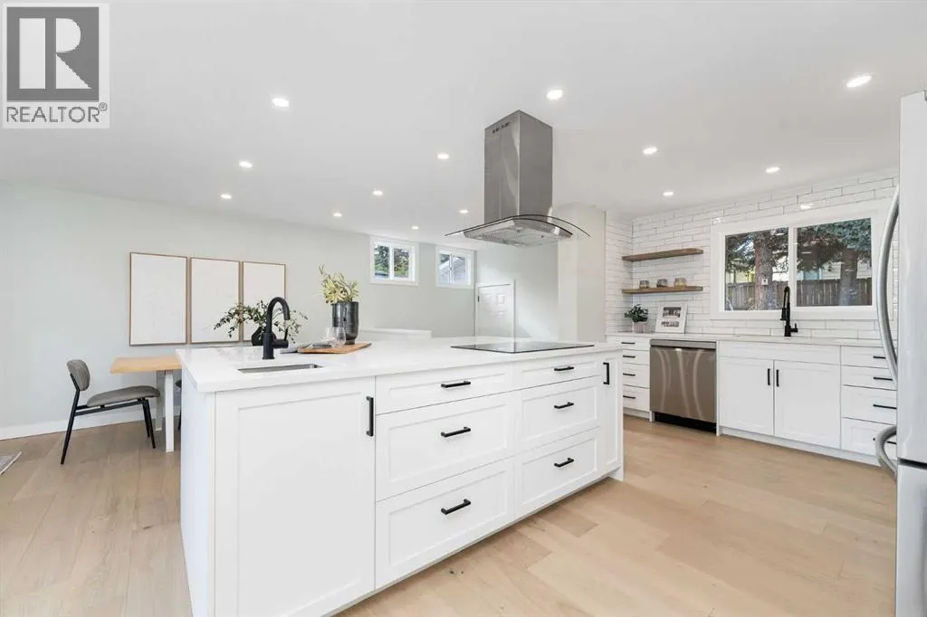 328 Cantrell Place SW