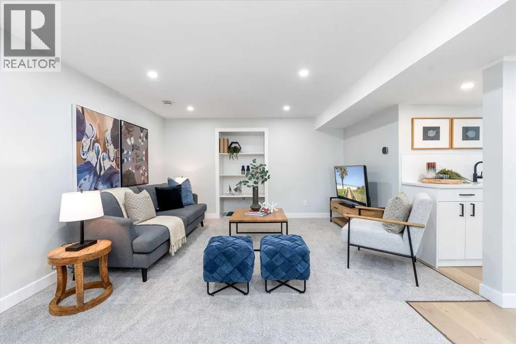 328 Cantrell Place SW