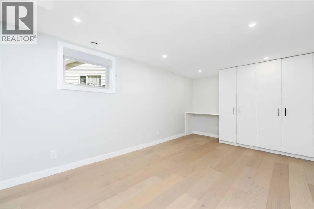 328 Cantrell Place SW