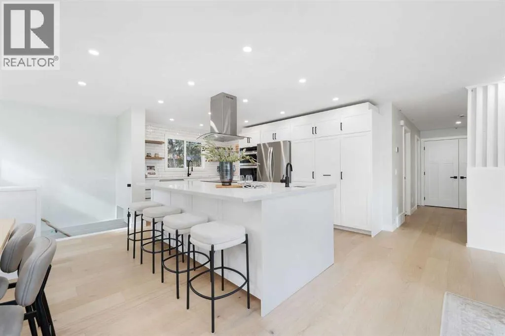 328 Cantrell Place SW