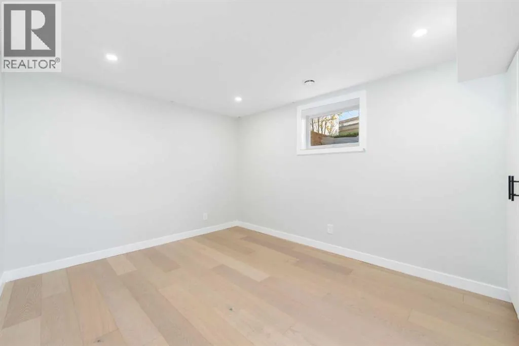 328 Cantrell Place SW