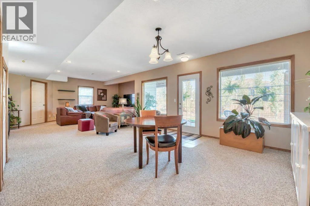 15 Henderson Bay NE