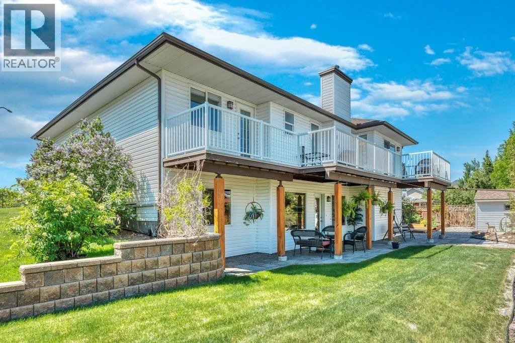 15 Henderson Bay NE
