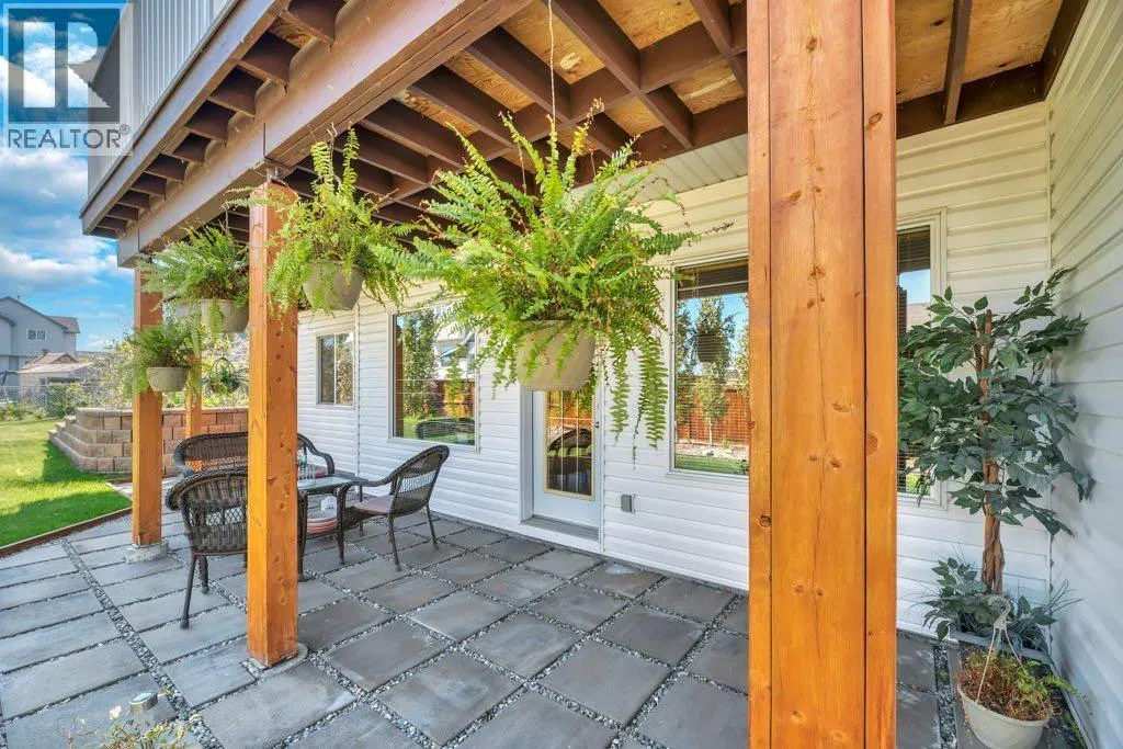 15 Henderson Bay NE